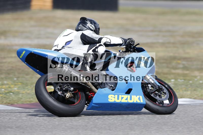 /37 09.08.2026  Pluess Motosport ADR/Freies Fahren/73